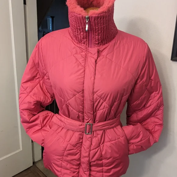 Guess Jacket size Small. - Picture 8 of 13